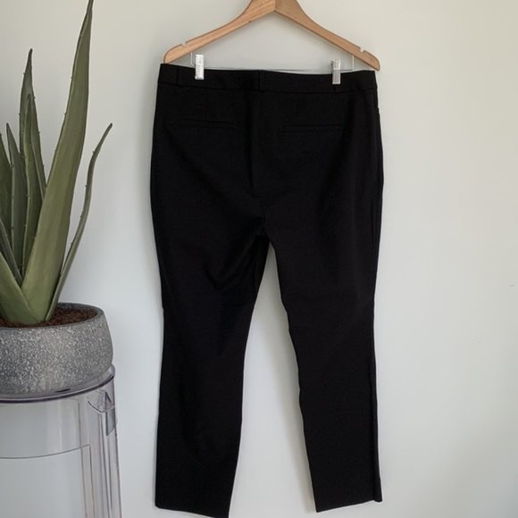 Banana Republic Curvy Classic Sloan Fit Pant black size 14 Short - Picture 8 of 9